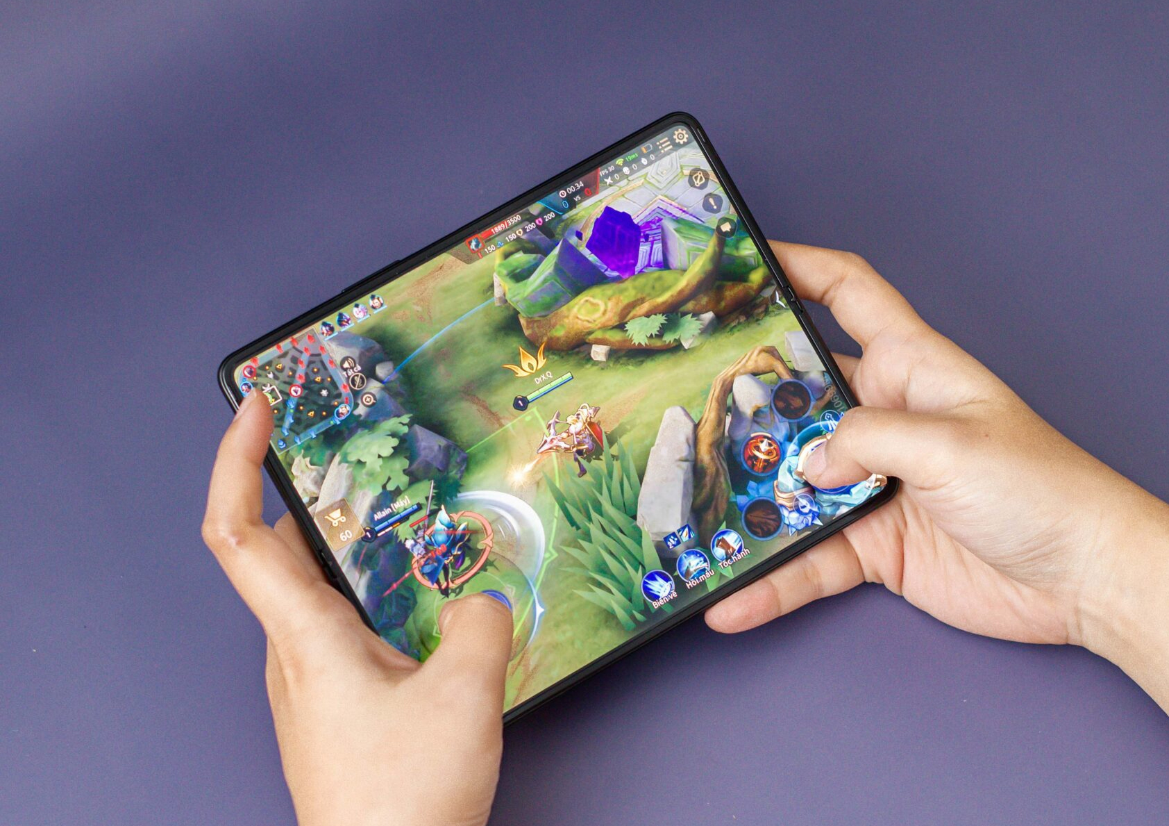 Review Samsung Galaxy Z Fold 3 Giá 41,9 triệu kèm Bộ quà tặng Nguyễn